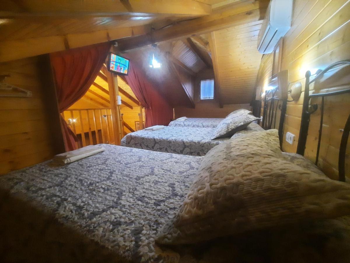 Cabanas De Madera El Rinconcillo Arroyo Frio Exterior foto