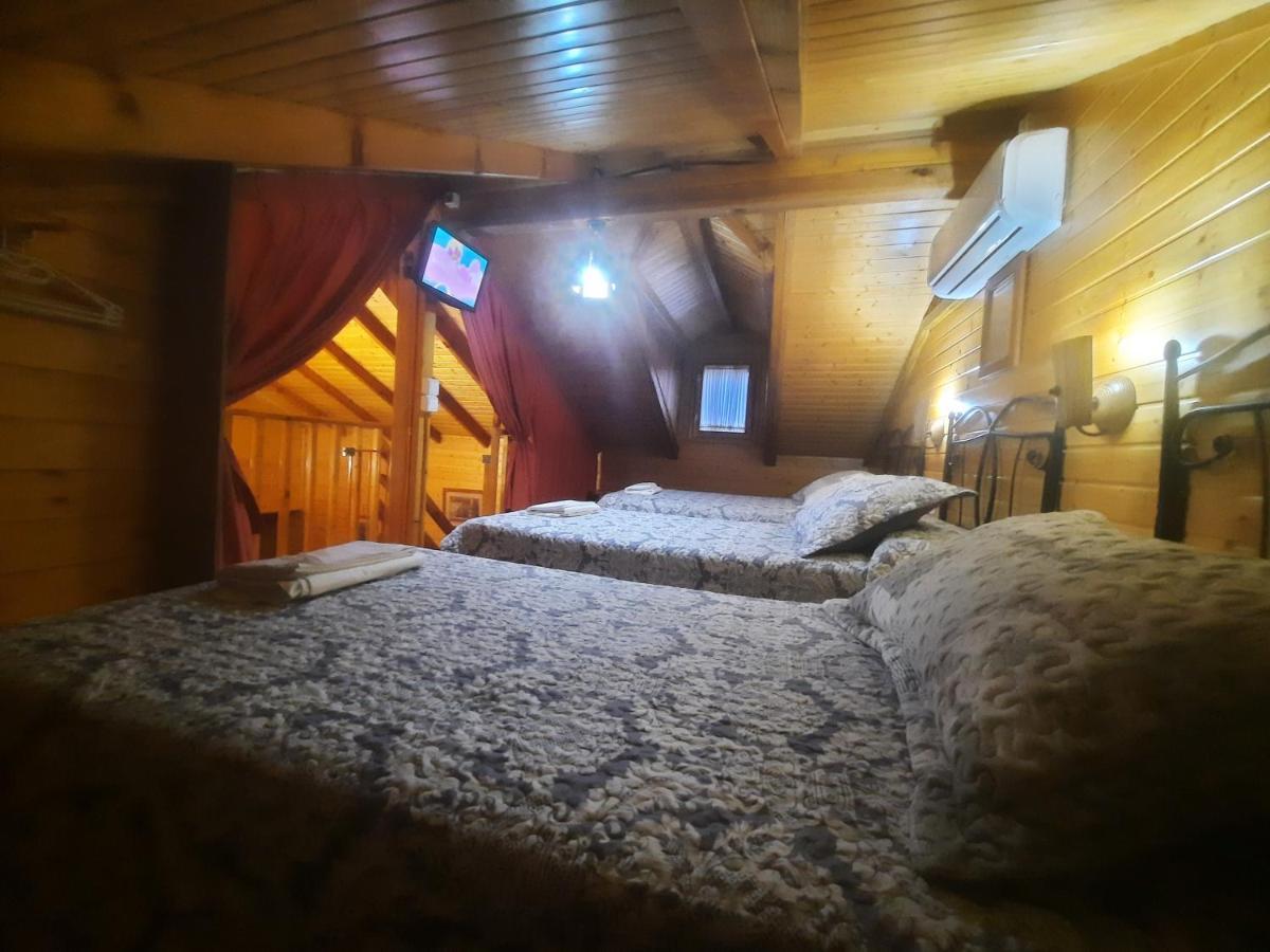 Cabanas De Madera El Rinconcillo Arroyo Frio Exterior foto